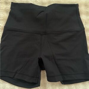 lululemon align shorts